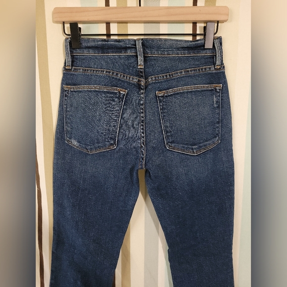 Frame Denim Le High Distressed Skinny-Leg Cropped Raw-Edge Jeans, size 24 - Picture 9 of 11